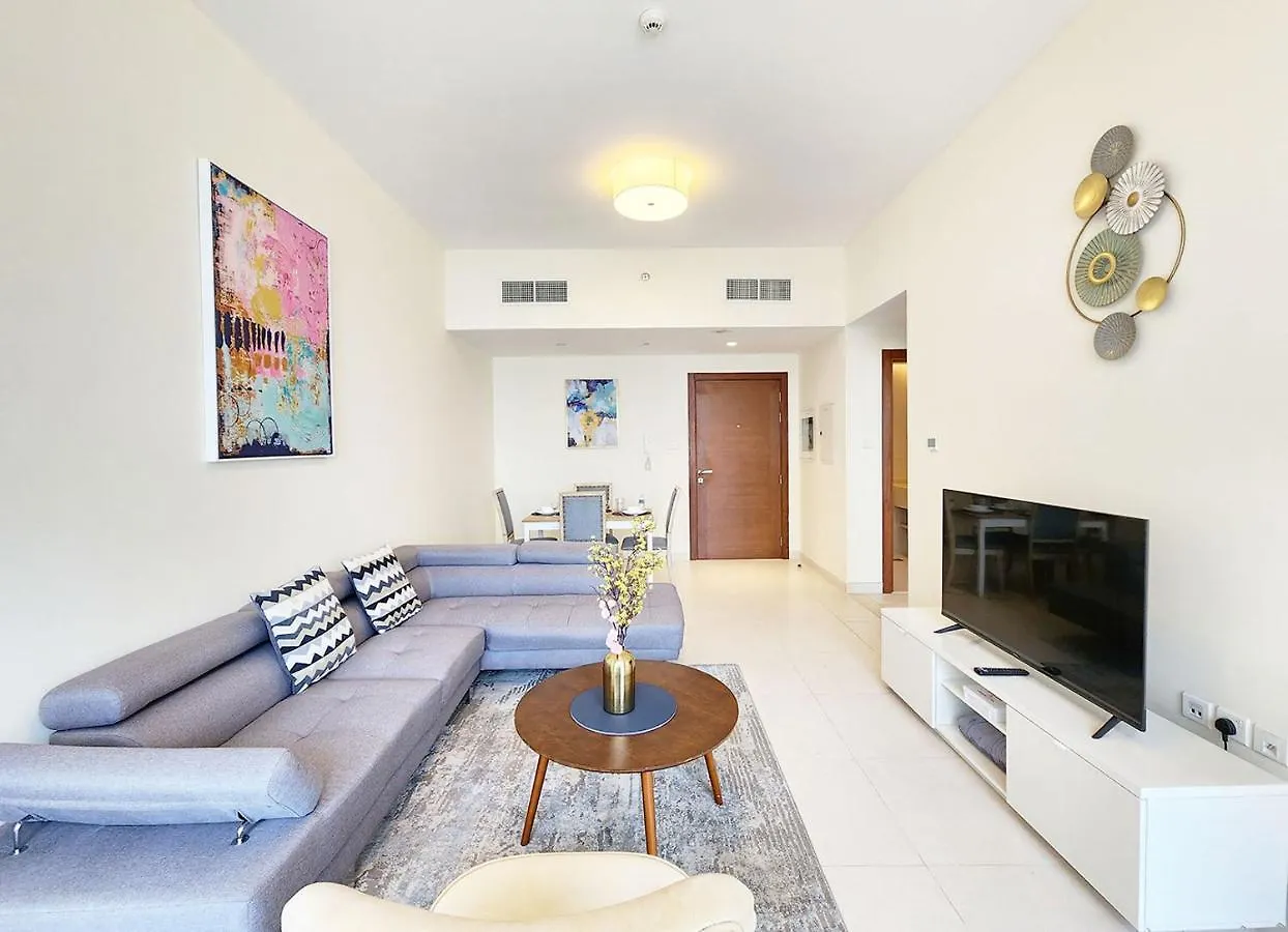 Rh- Captivating Skyline View, 02Br Near Clemance Medical Center Dubai Lägenhet